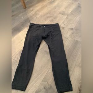 Black LuluLemon running leggings
